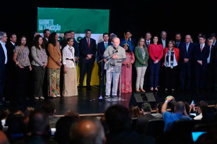 ¿Más ministerios significa mejores políticas públicas?