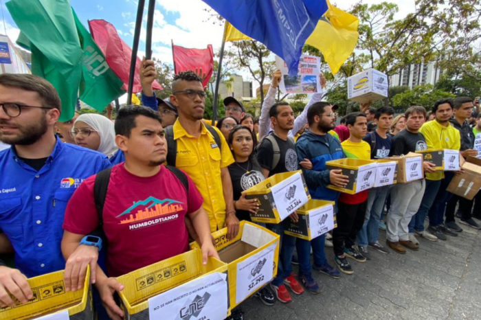 estudiantes registro electoral