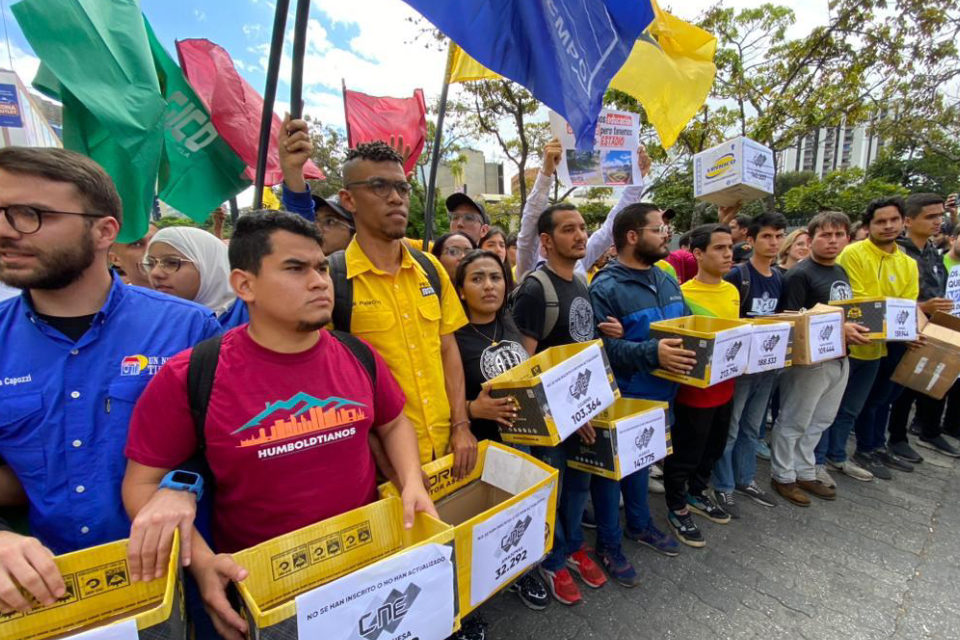 estudiantes registro electoral