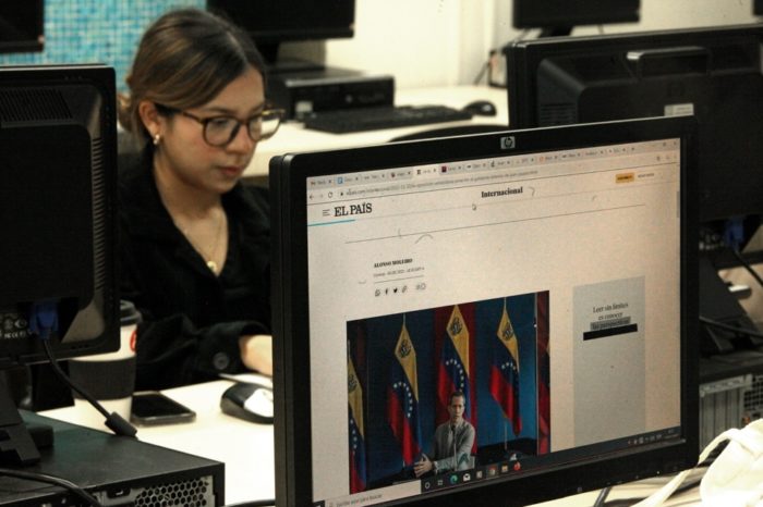 estudiante comunicación social UCAB