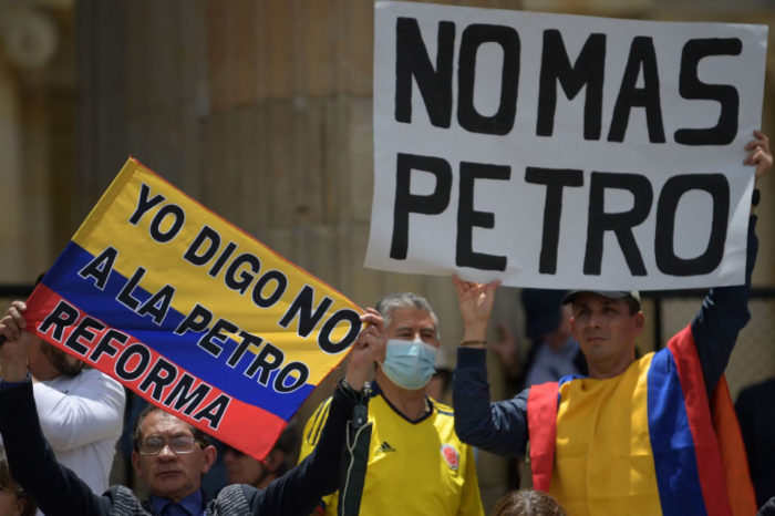 petro - protesta