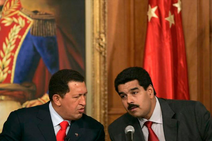 Hugo Chávez y Nicolás Maduro
