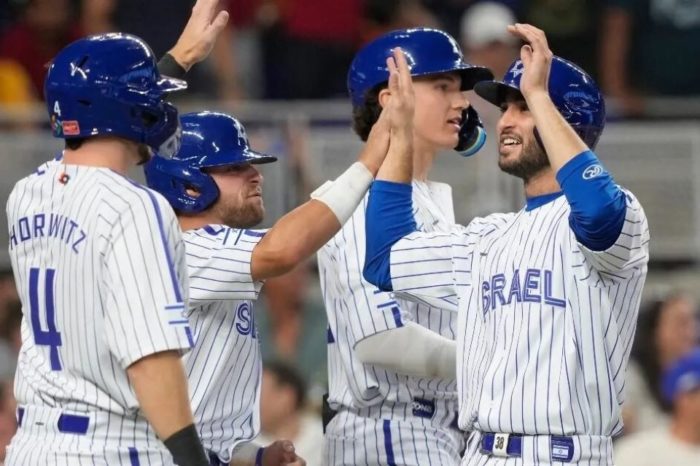 Israel sorprende en béisbol y en política