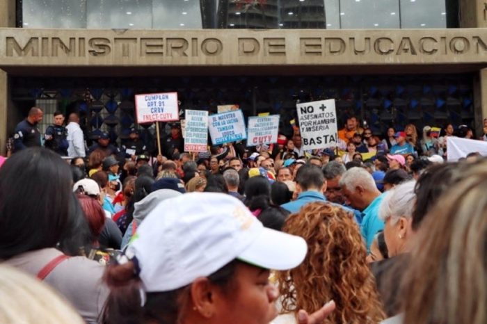 Los docentes y la sordera ministerial