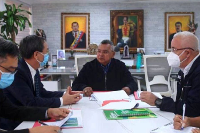 Ministro de Energía eléctrica