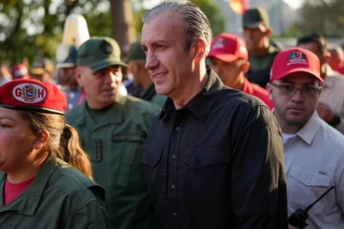 ¿Es operación "anticorrupción" o "anticorruptos"?
