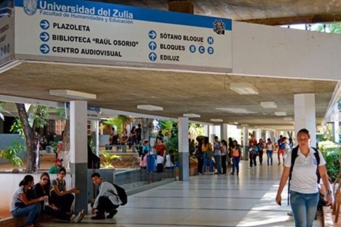 Universidad libre: un reto permanente en Venezuela docentes y estudiantes