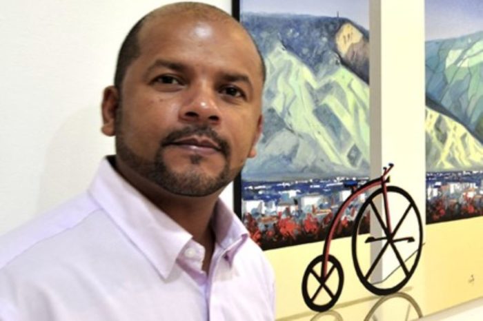 El mágico mundo del artista Manuel Brito