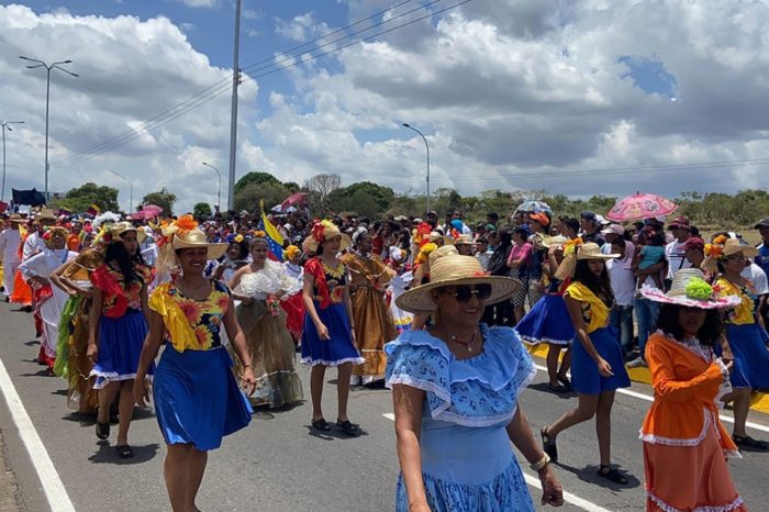 Bolívar desfile Batalla de San Félix