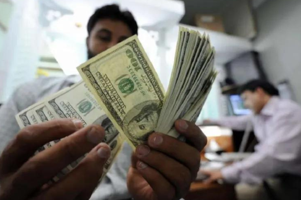 Consultores 21 remesas dinero