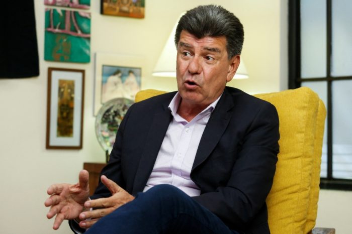 Efrain Alegre candidato Paraguay