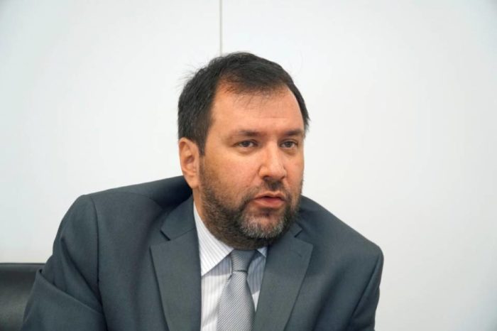 Yván Gil EEUU