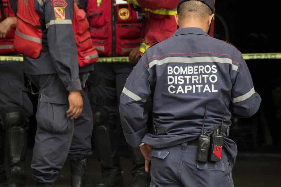 incendios forestales bomberos Catia incendio