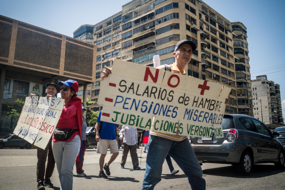 Todos por la Educación - protestas docentes. Conflictos laborales