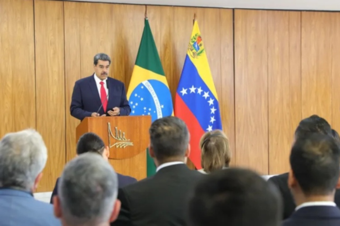 Diputado brasileño pide captura de Maduro