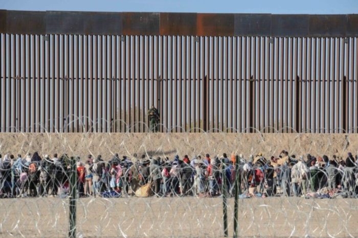 Migrantes EEUU asilo México Ciudad JUárez frontera con EEUU militares mayo 2023 Foto de Rey R. Jauregui La Verdad de Juárez Amnistía Internacional