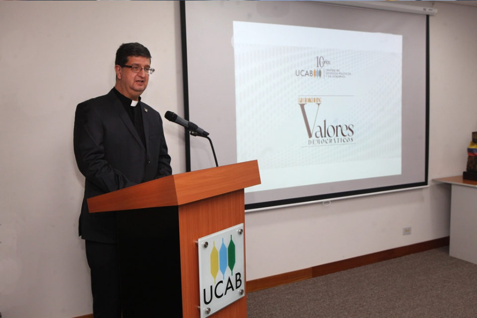 UCAB