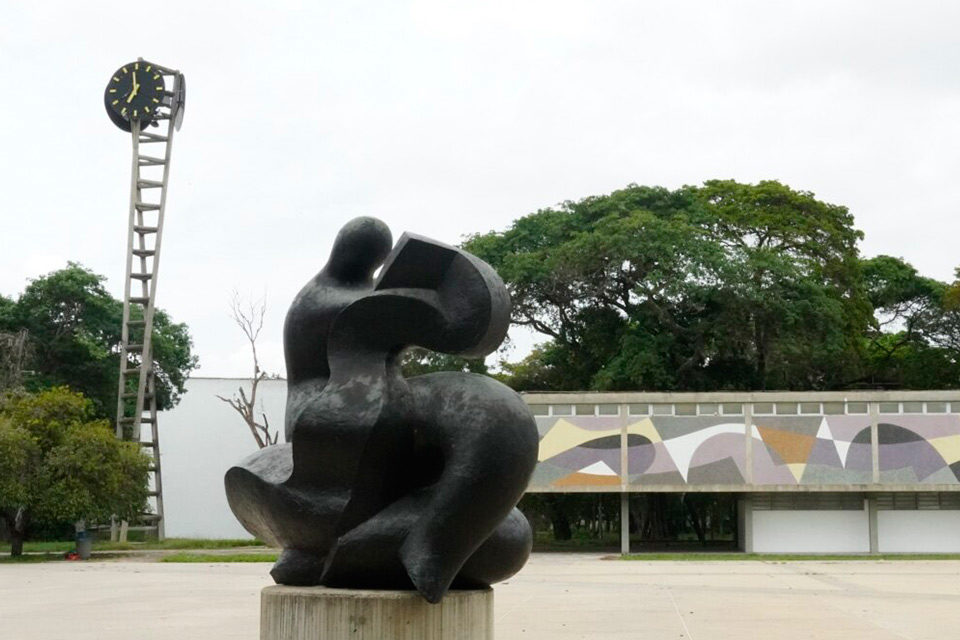 El ejercicio del poder UCV