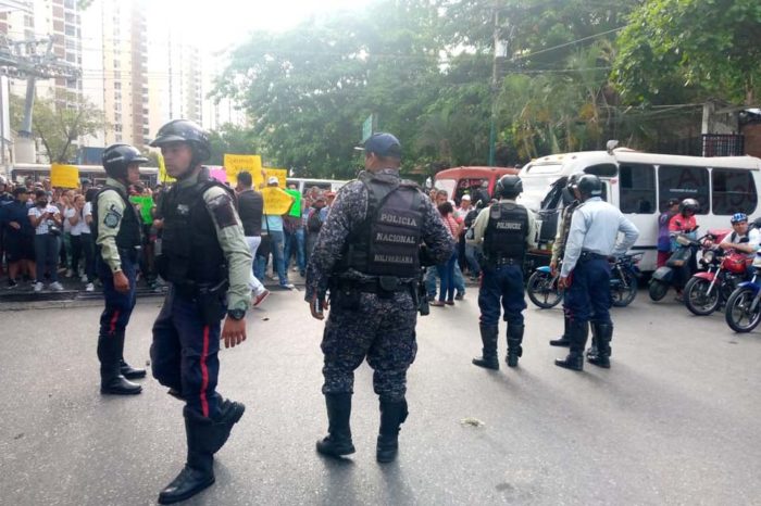 José Félix Ribas protesta Petare