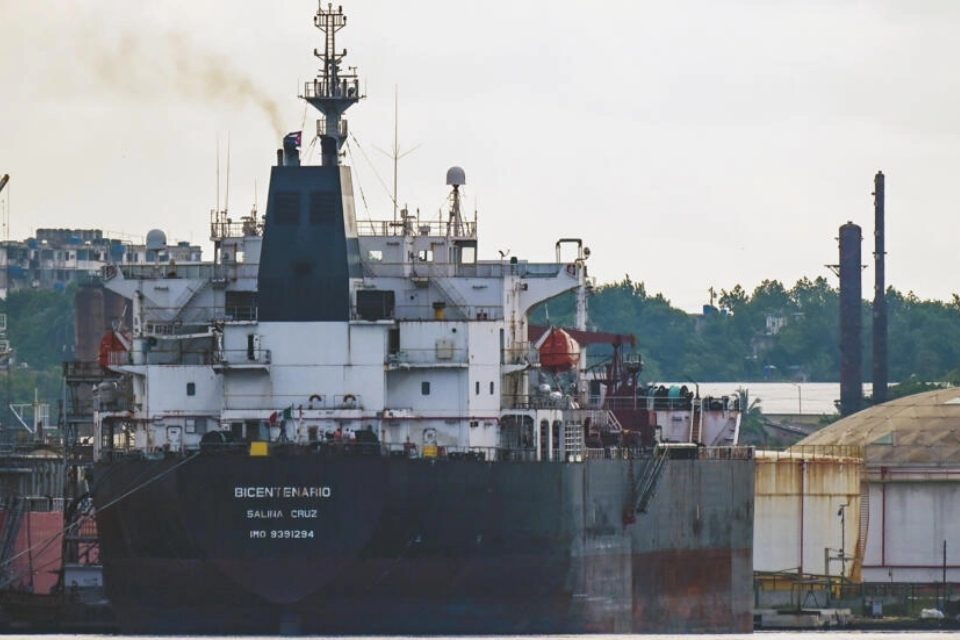 Tanquero mexicano Bicentenario combustible Cuba