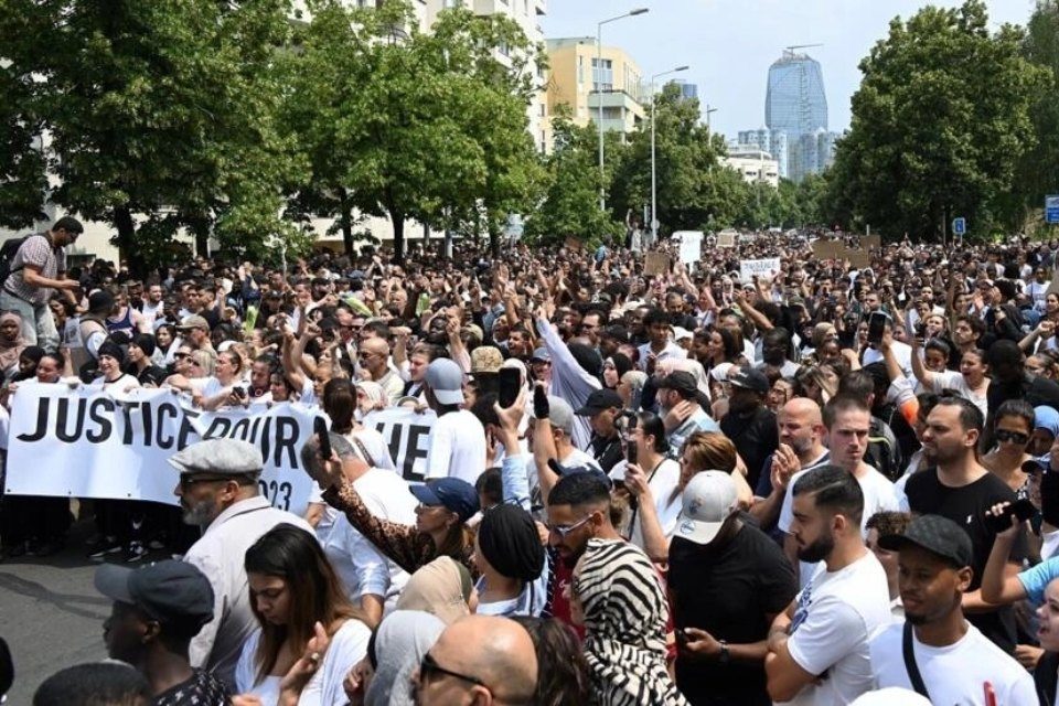 marcha Nanterre Francia RFI