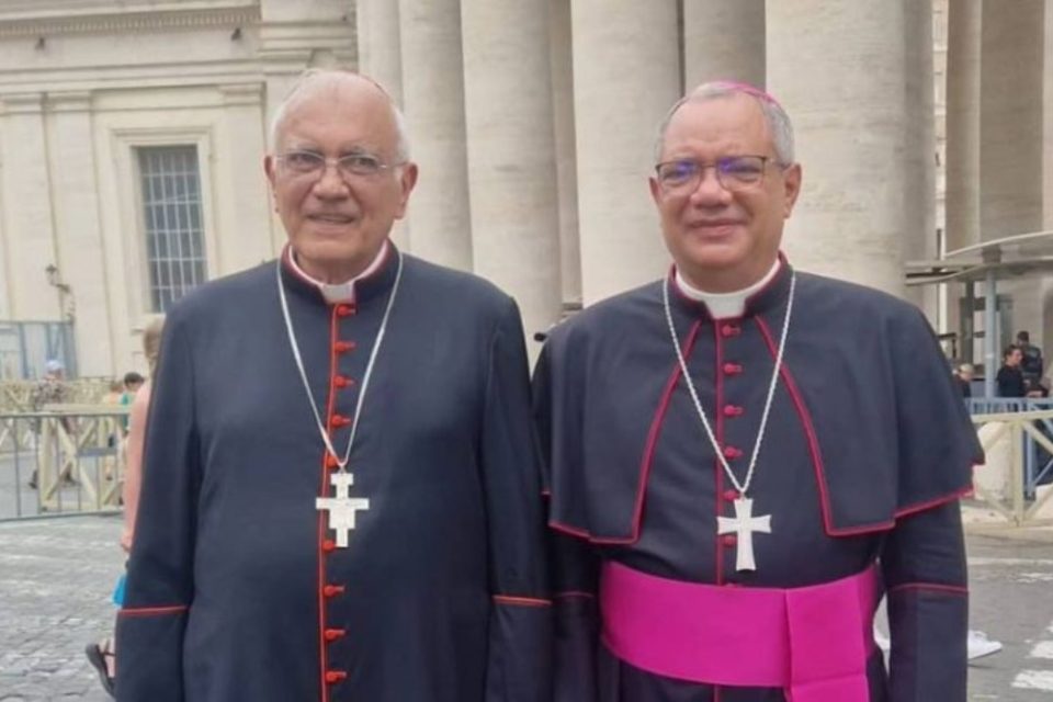recibieron-palio-arzobispal-en-roma-cardenal-porras-y-monsenor-teran