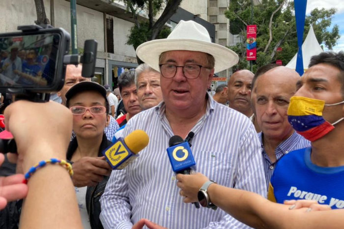 César Pérez Vivas