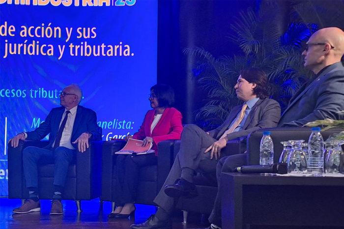 Delcy Rodríguez en Conindustria