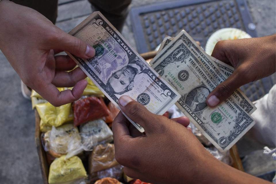 dólar inflación Cedice - deflación