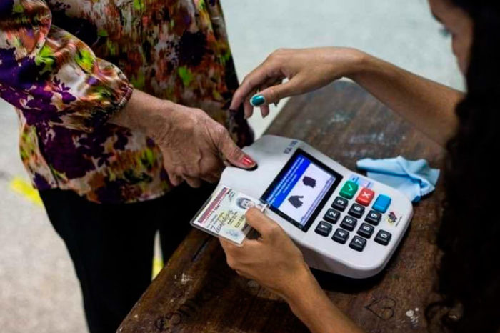 La vía electoral