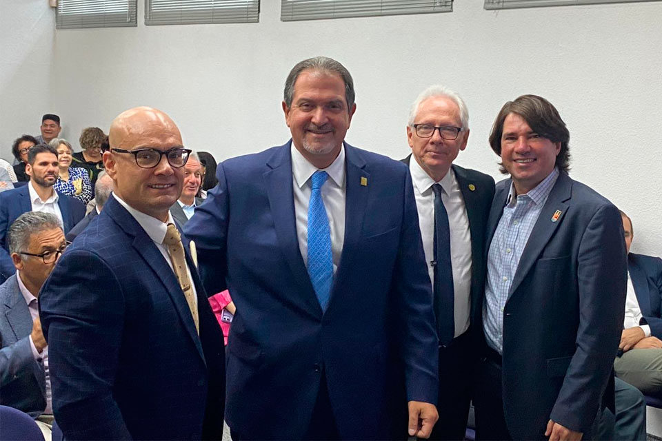 Luigi Pisella reelecto como presidente de Conindustria