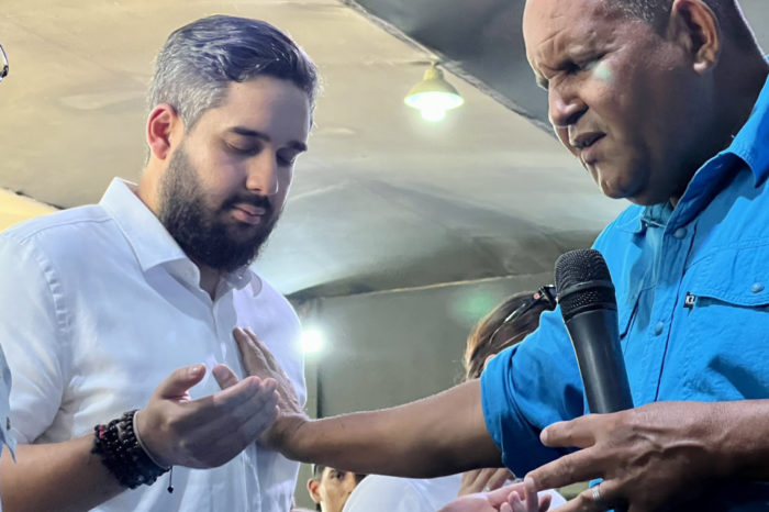 Nicolás Maduro Guerra Evangélicos - Gobierno