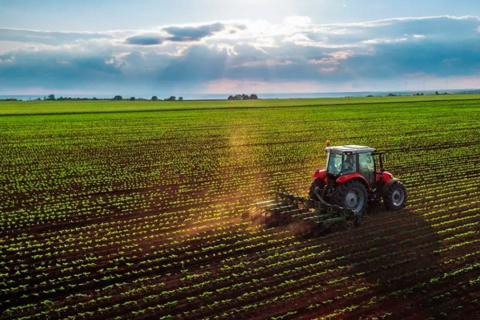 A falta de financiamiento, la bolsa ha levantado $800 millones para el sector agrícola