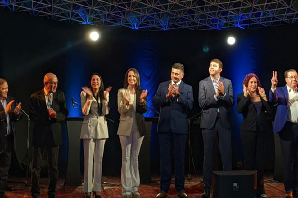 Basta de realidades, queremos promesas