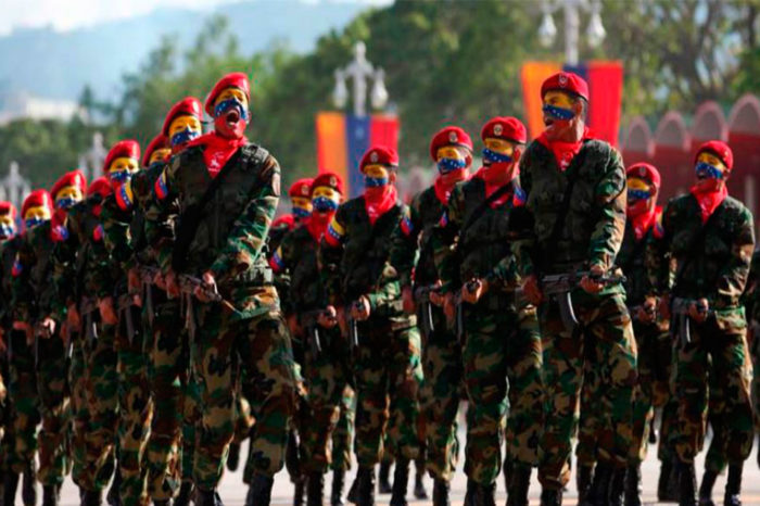 República Civil y Fuerzas Armadas