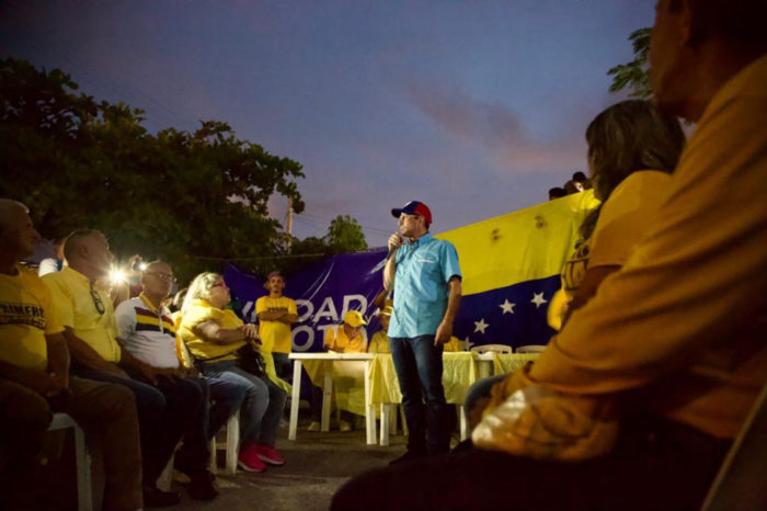 HENRIQUE CAPRILES