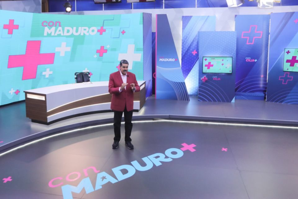 Con Maduro + numero 13