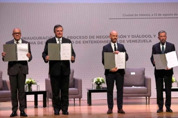 Pacto de Convivencia entre el gobierno y la oposición