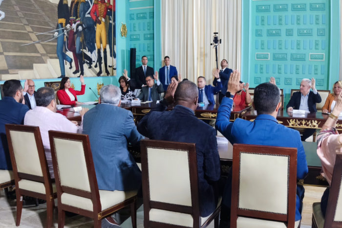 AN MADURO VIAJE A CHINA
