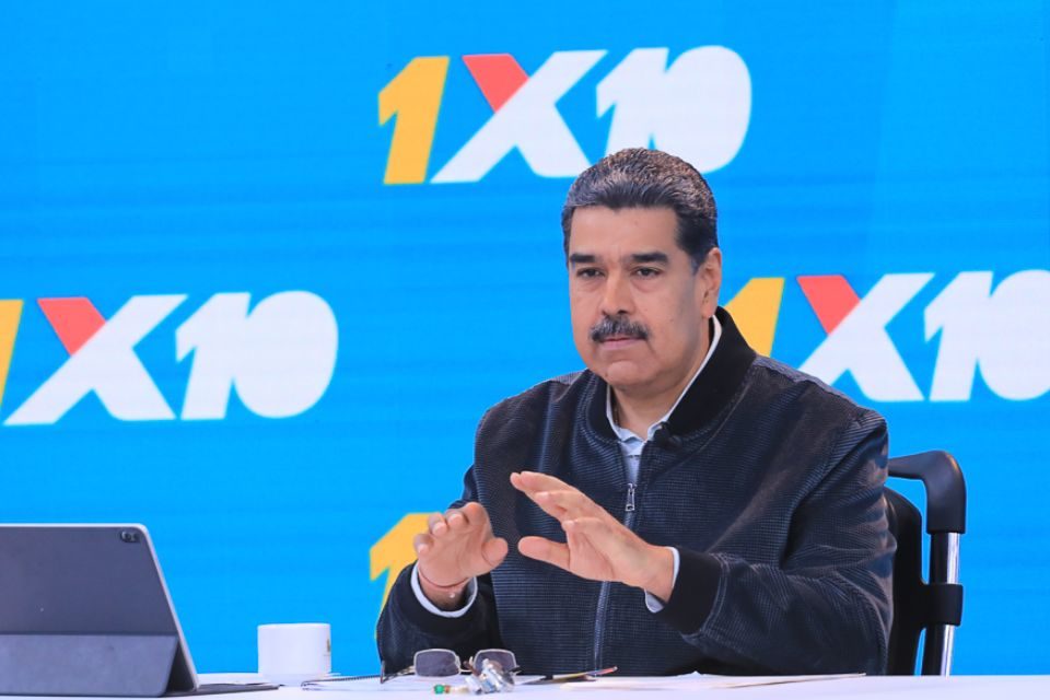 Nicolás Maduro Con Maduro + Voz de América - gobierno