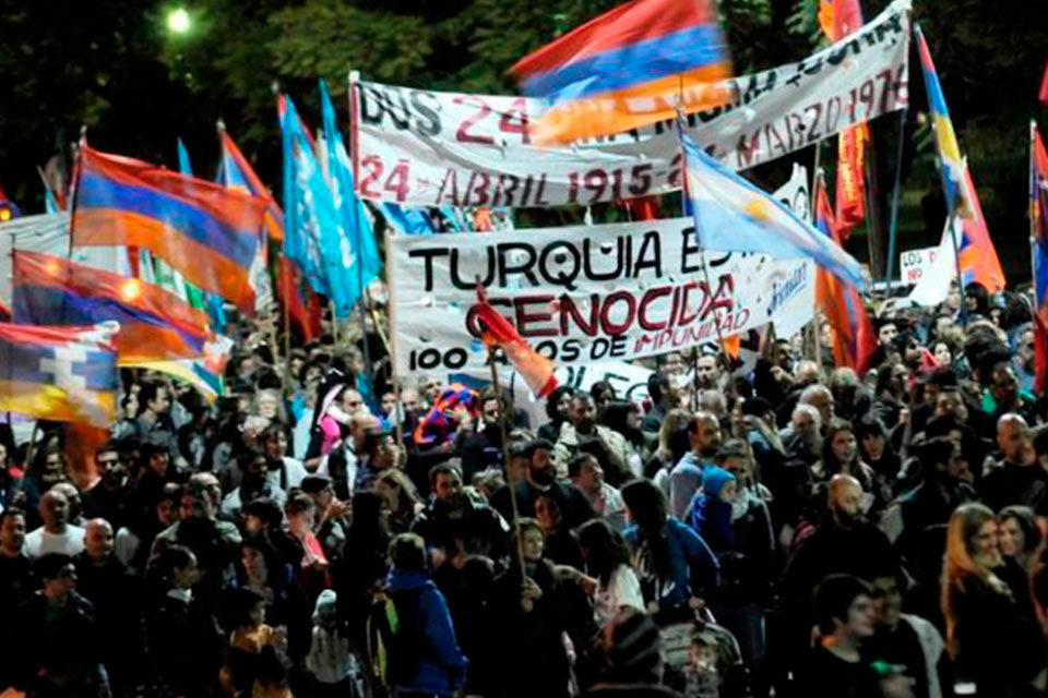 Alertas por el pueblo armenio