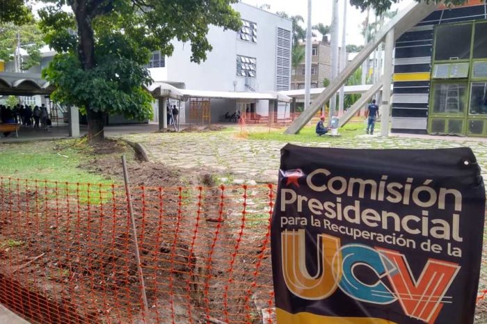 Comisión Presidencial UCV