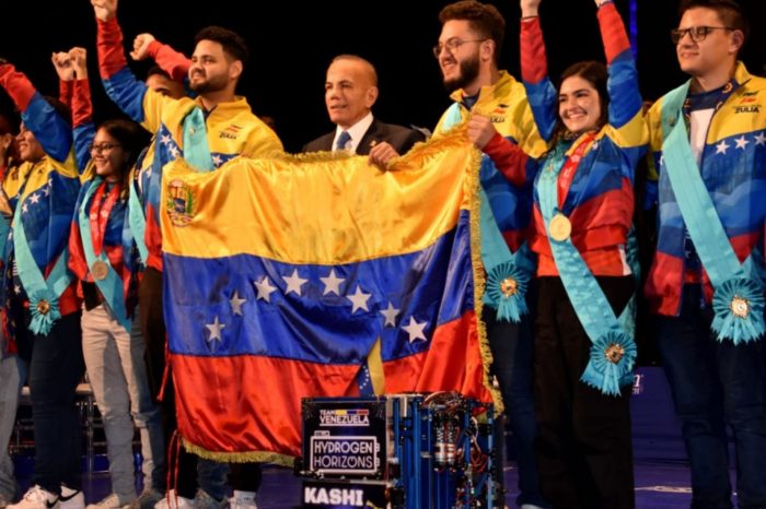 Manuel Rosales Team Venezuela Robótica