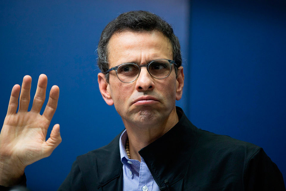 Renuncia de Capriles: ¿Arreglo o jugada?
