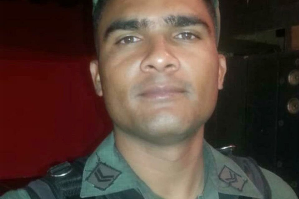 sargento Alberto Piñango Cotiza