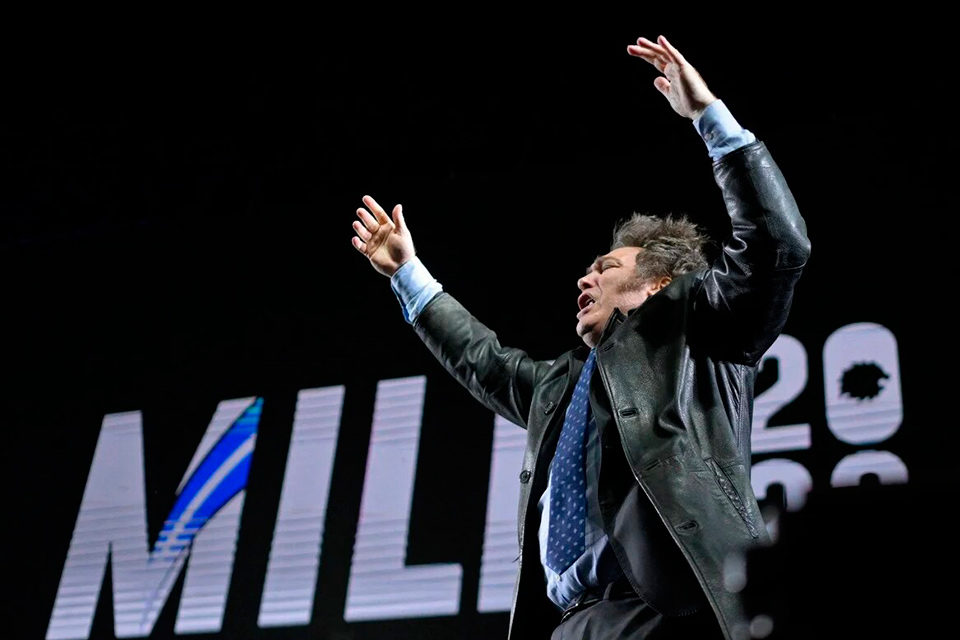 La batalla de los populismos