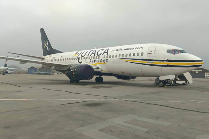 Rutaca avión Vinotinto aérea