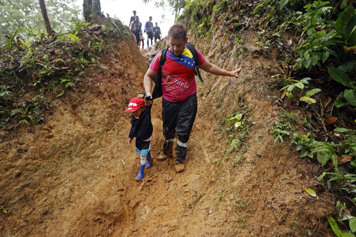 Migrantes venezolanos por el Darién EEUU