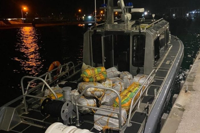 barco droga Aruba 19.12.2023