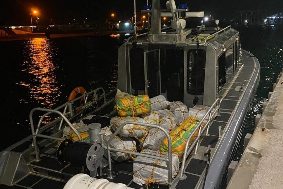 barco droga Aruba 19.12.2023